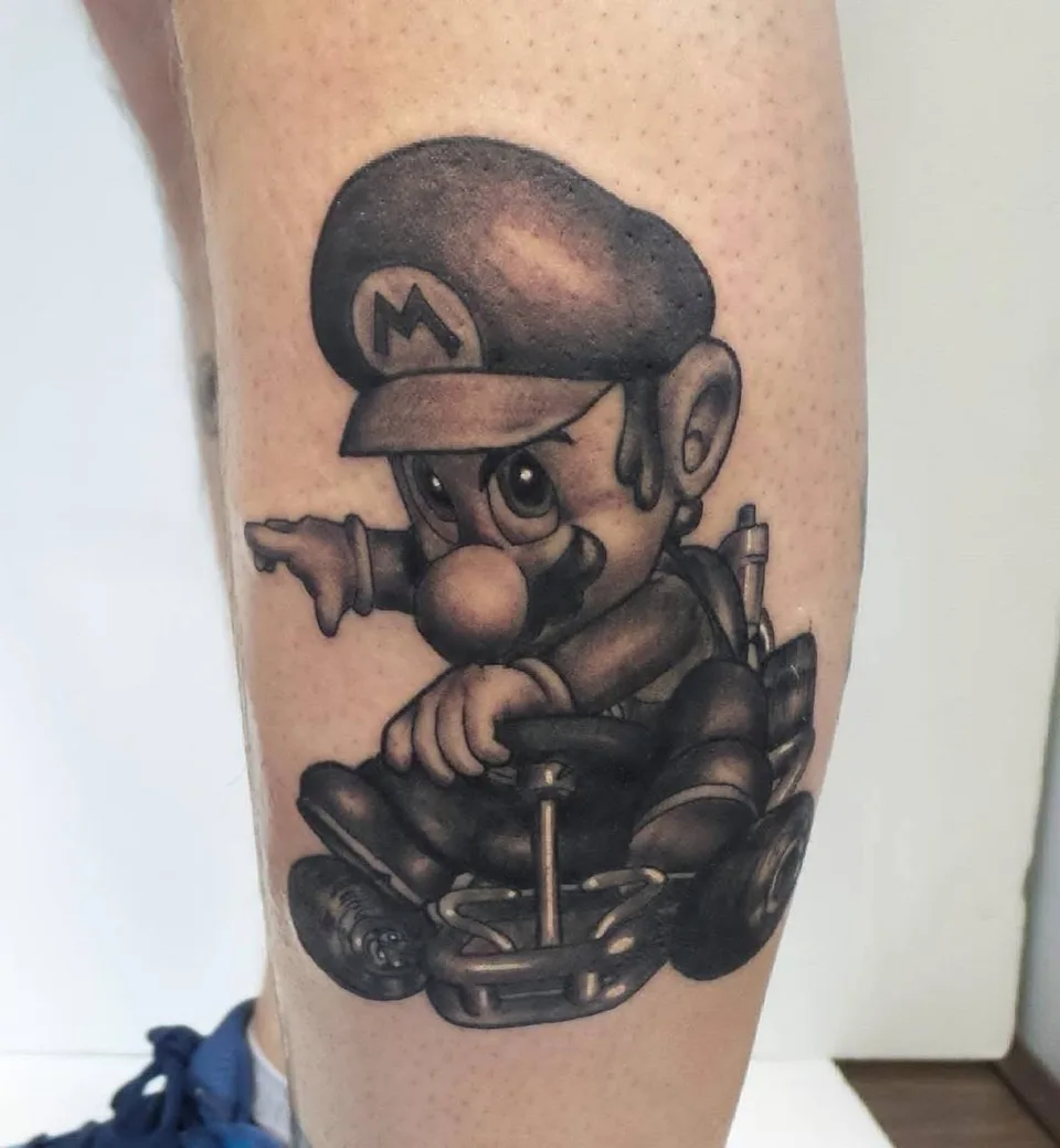 A colour Mario piece