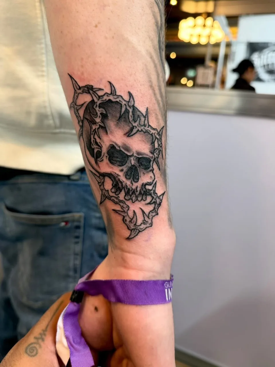 A skull and roses piece
